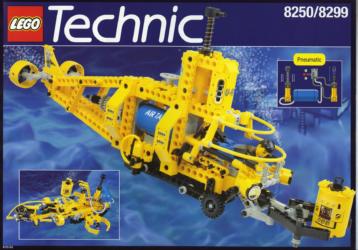 8250 Lego Technic U-Boot